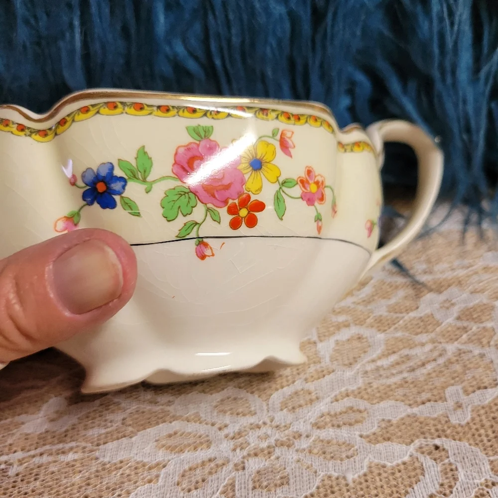 Johnson Brothers perfect gravy design
